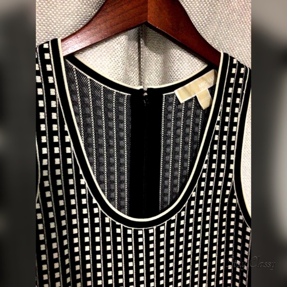 Michael Kors Dress - Picture 2 of 8